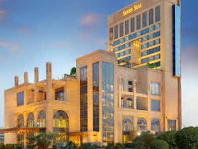 wedding venues with rooms in delhi